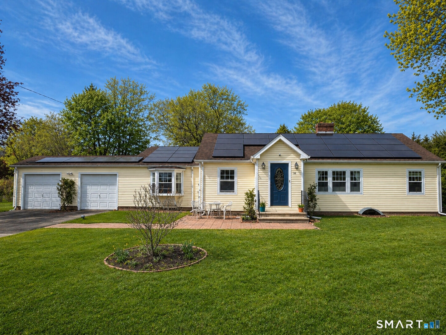 Property Photo:  64 Dohm Avenue  CT 06437 