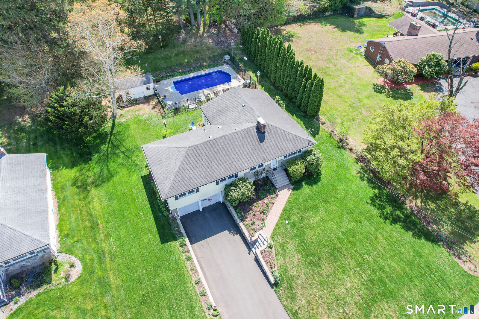 Property Photo: 1062 Amherst Place CT 06410