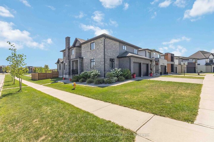 Property Photo: 2849 Heardcreek Trail ON N6G 0W1