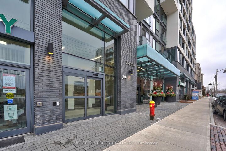 Property Photo: 2450 Old Bronte Road 811 ON L6M 5P6