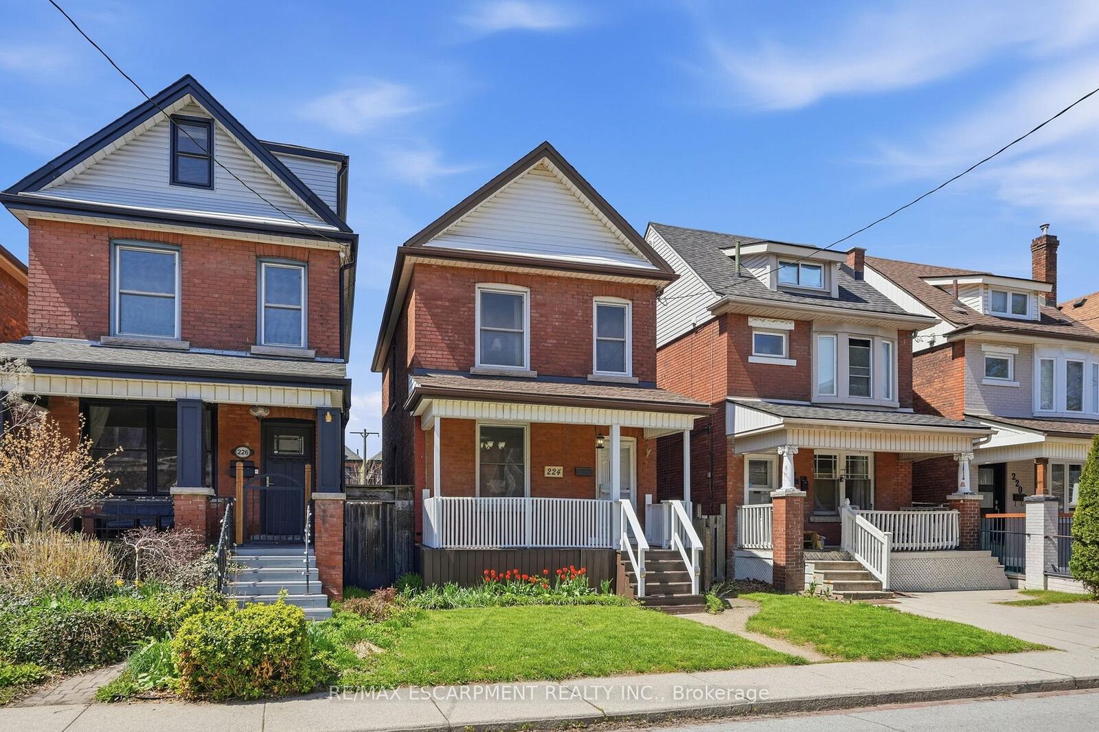 Property Photo: 224 Balsam Avenue S ON L8M 3C1