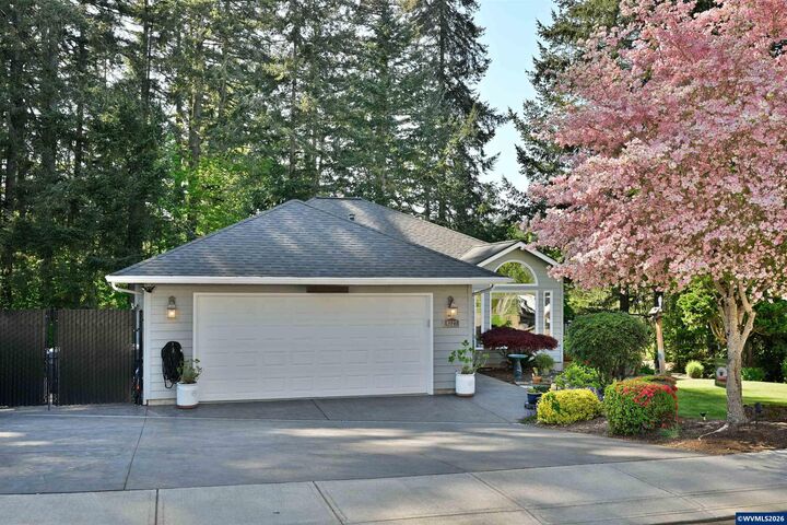 Property Photo:  4227 Cloudview Dr S  OR 97302 