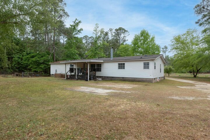 Property Photo:  676 Mt Calvary Road  SC 29129 