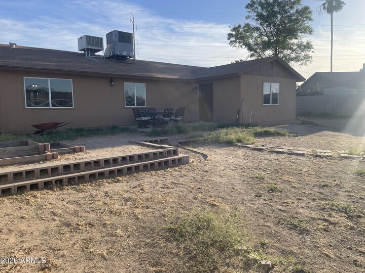Property Photo:  1126 W Apollo Avenue  AZ 85283 