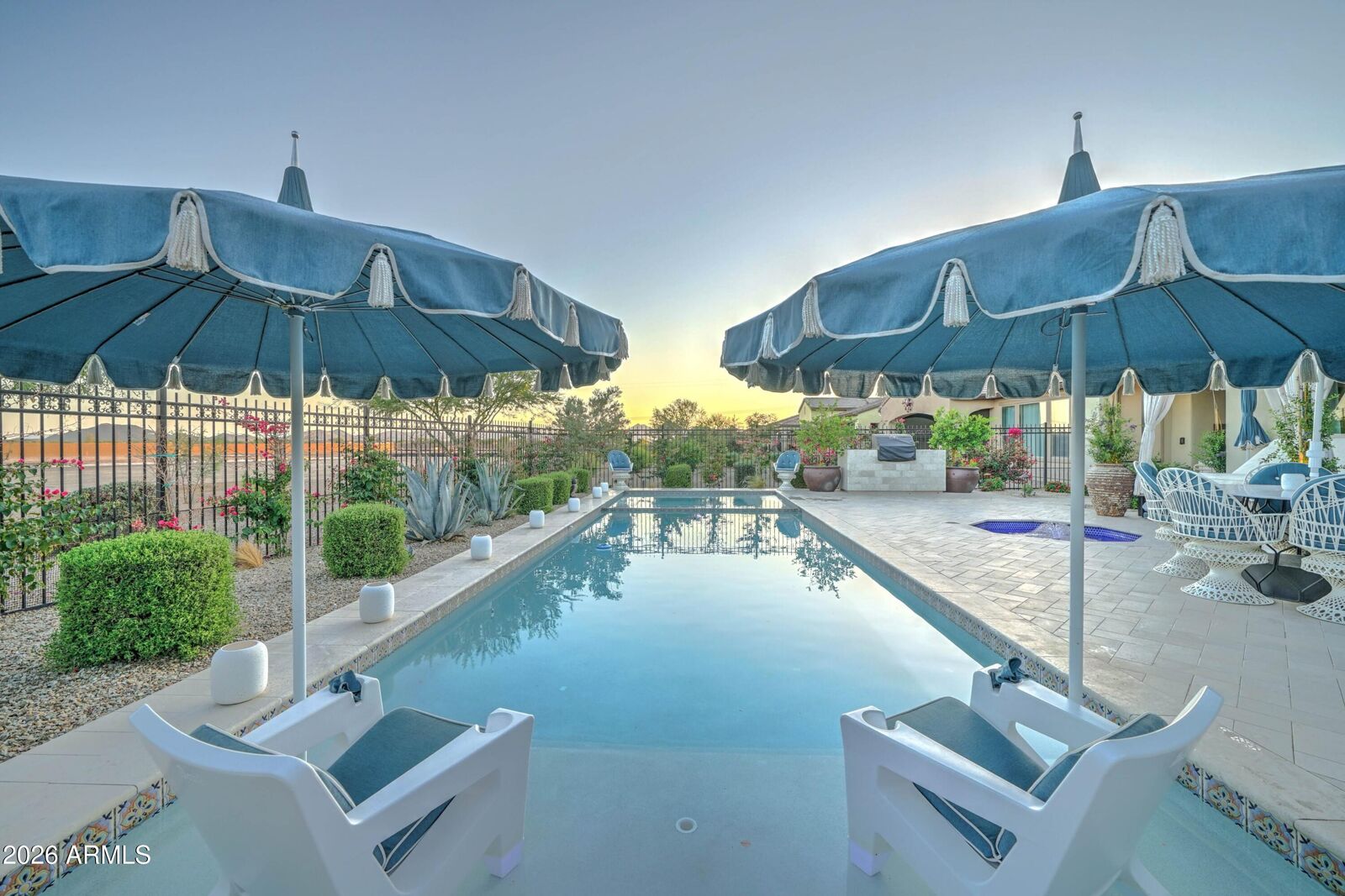 Property Photo:  313 E Lime Court  AZ 85140 