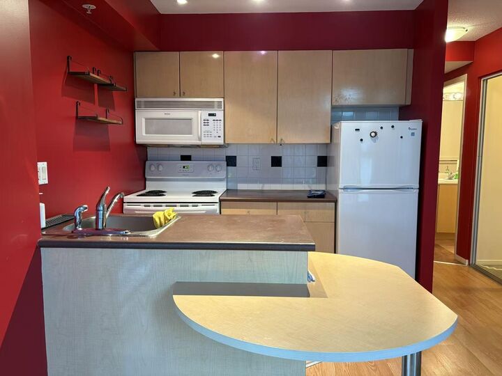 Property Photo:  1889 Alberni Street 509  BC V6G 3G7 