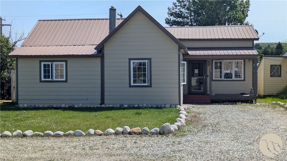 Property Photo:  820 N Bonner Avenue  MT 59068 