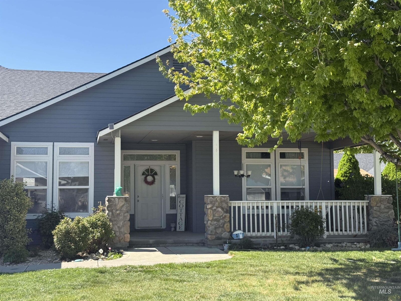 Property Photo: 445 NW Jerome ID 83647