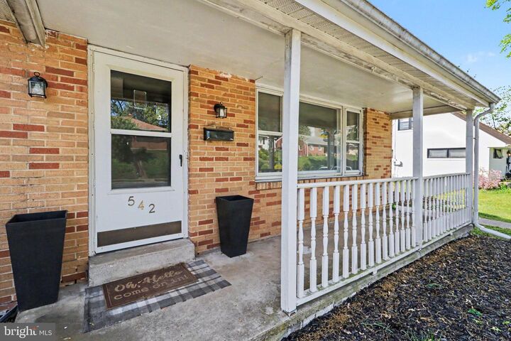 Property Photo:  542 W Areba Avenue  PA 17033 