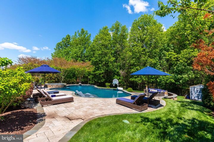 Property Photo:  25554 Mimosa Tree Court  VA 20152 