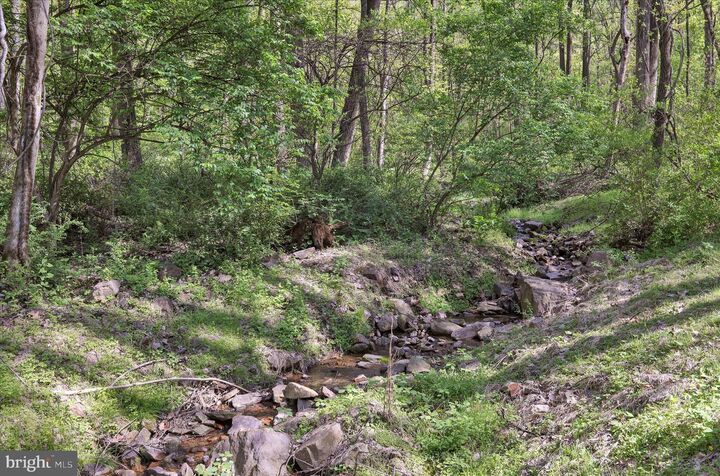 Property Photo:  100 Walnuttown Road  PA 19522 
