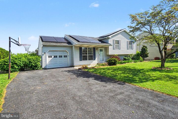 Property Photo:  6210 Ann Street  PA 17111 