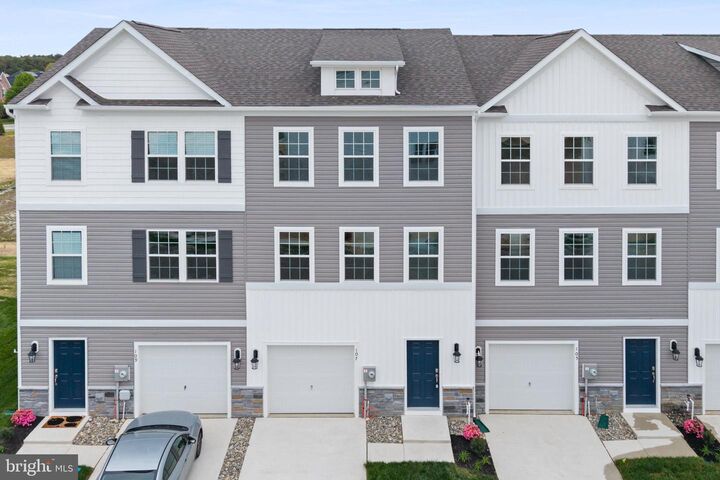 Property Photo:  107 Clinton Street  NJ 08081 