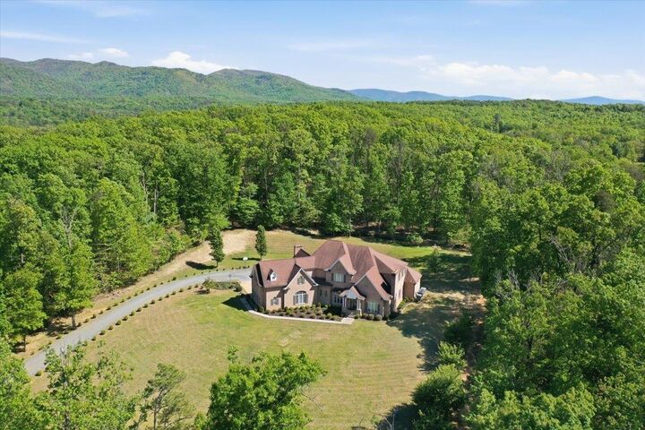 Property Photo:  524 McDaniel Ln S  VA 22849 
