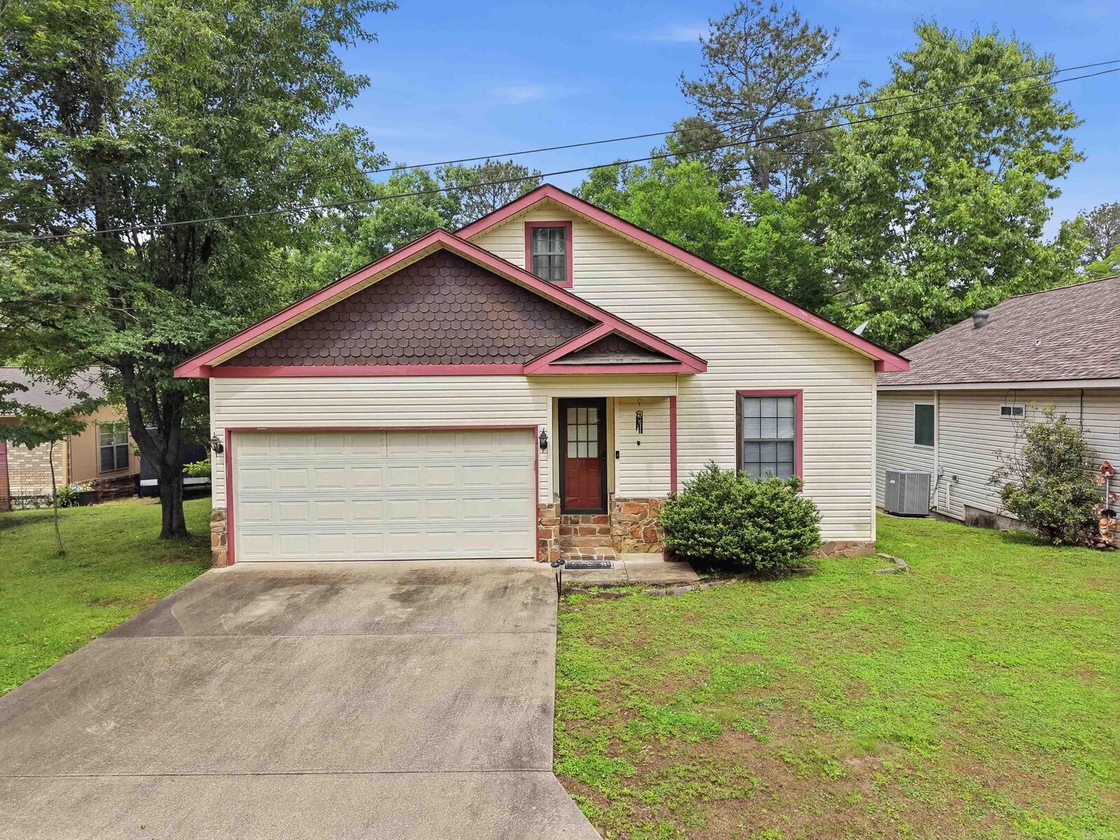 Property Photo: 119 Margaret Drive AR 71901