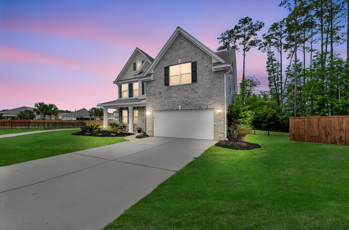 Property Photo:  2701 Sunrose Lane  SC 29455 
