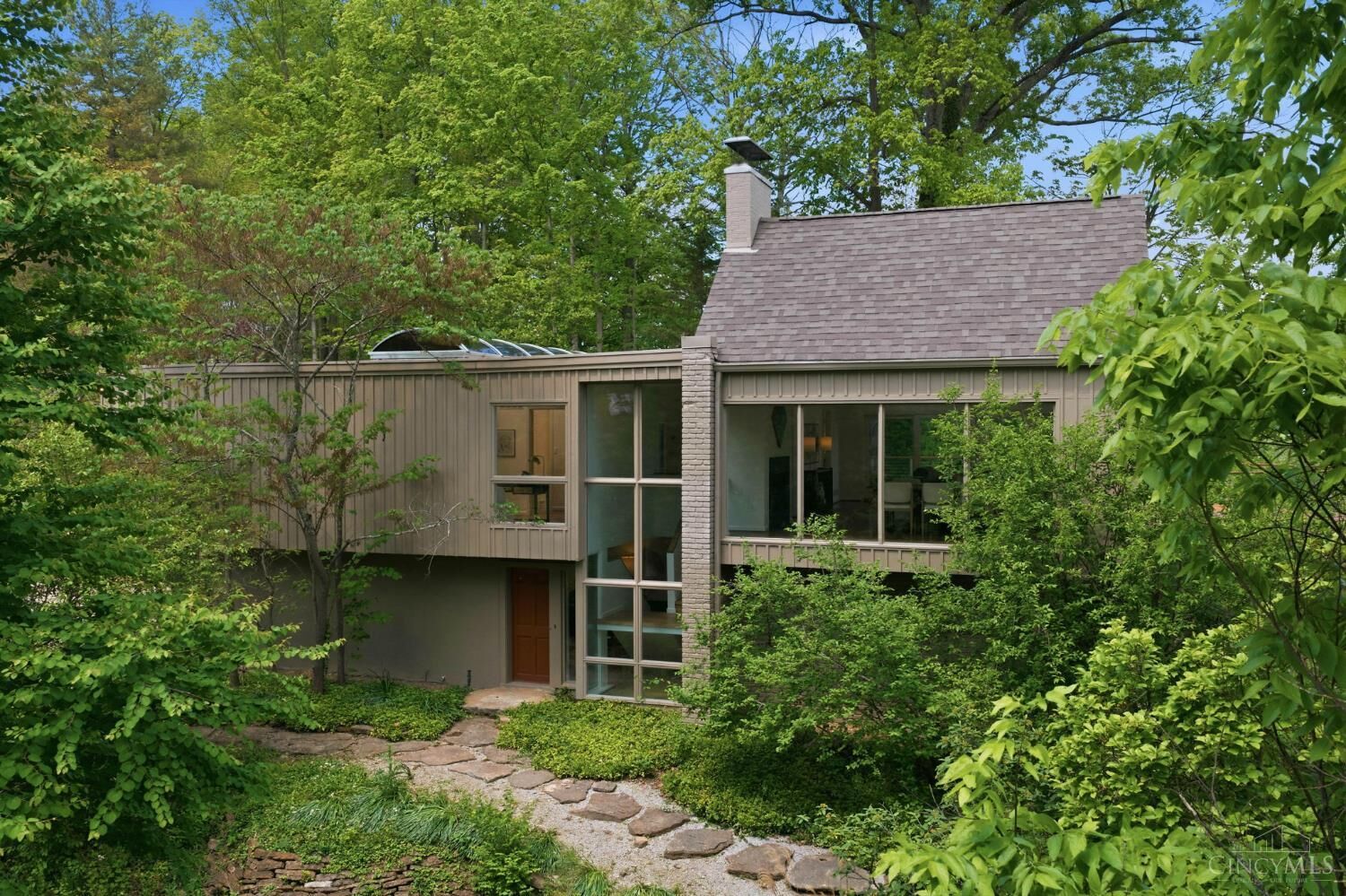 Property Photo:  9546 Cunningham Road  OH 45243 