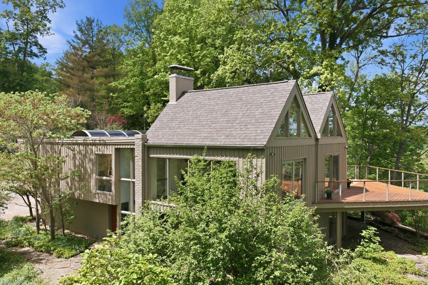 Property Photo:  9546 Cunningham Road  OH 45243 