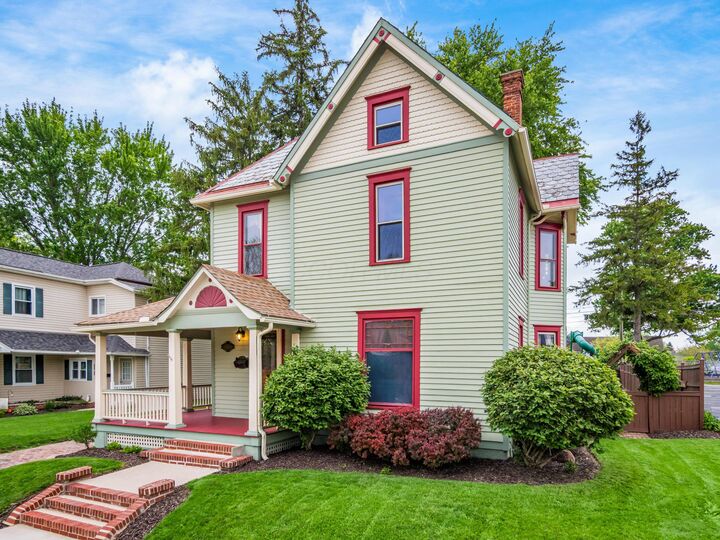 Property Photo: 226 S Plum Street OH 43040