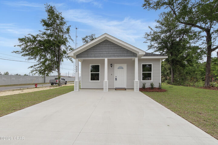 Property Photo: 533 E 9th Street FL 32401