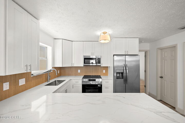 Property Photo:  172 White Cap Way  FL 32407 