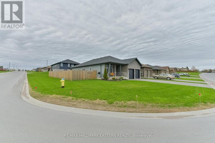 Property Photo:  97 Northumberland Boulevard  ON K8V 0K9 