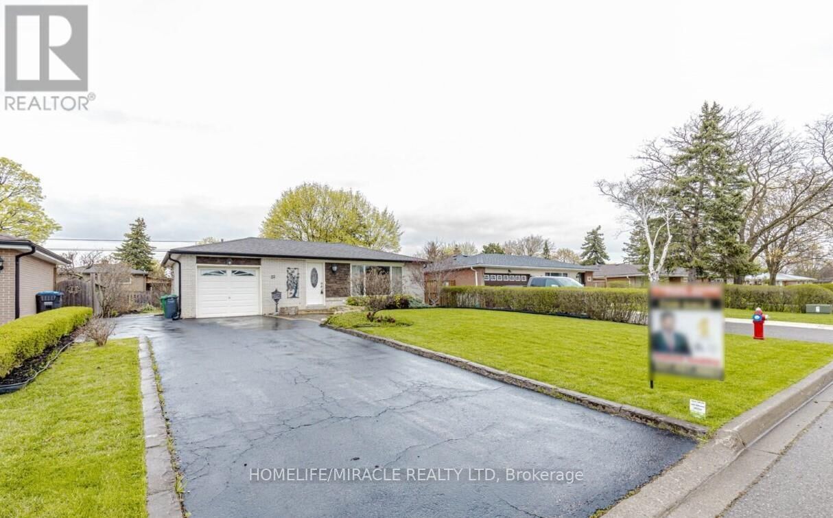 Property Photo: 22 Brentwood Drive ON L6T 1P9