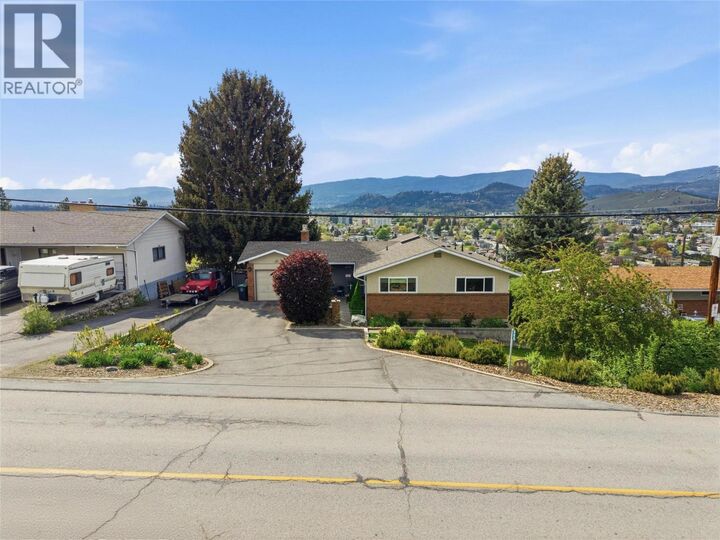 Property Photo: 869 McKenzie Road BC V1X 2B4