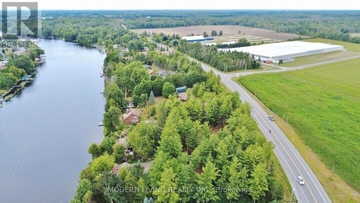 Property Photo:  2620 River Road West  ON K4M 1B4 