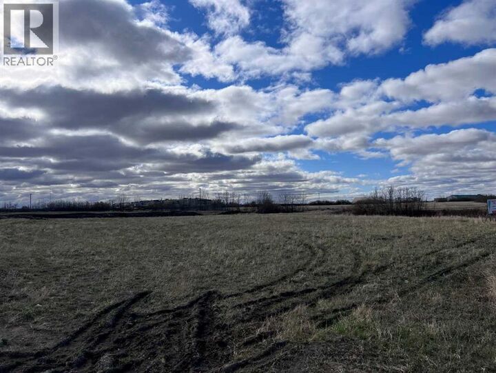 Property Photo:  147204 39 Street  AB T4V 2M9 