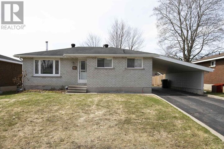 Property Photo:  86 Joel Ct  ON P6A 5S4 