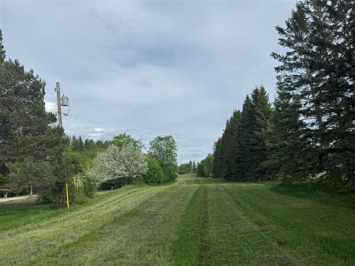Property Photo:  0 Henderson Highway  MB R1C 0E9 