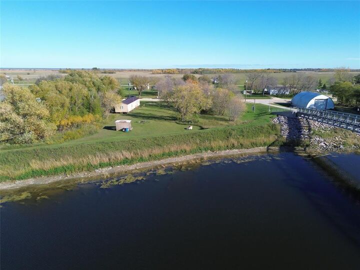 Property Photo: 155 King Street MB R0C 2R0
