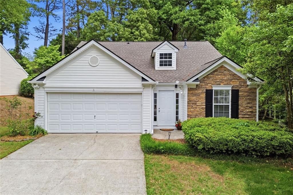 Property Photo:  511 Carrington Court  GA 30115 