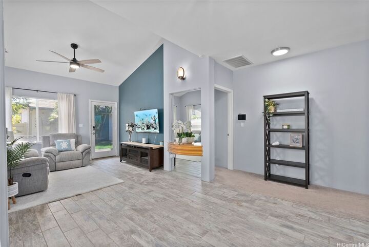 Property Photo:  91-1025 Kaileolea Drive J1  HI 96706 