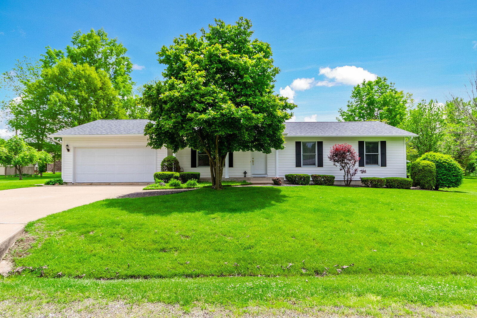 Property Photo:  608 N 7th Street  MO 63382 