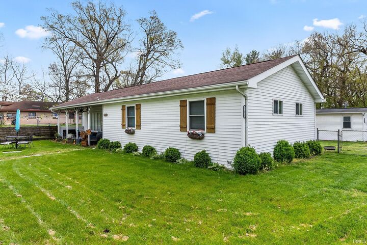 Property Photo:  11035 E Cherokee Drive  IN 46574 