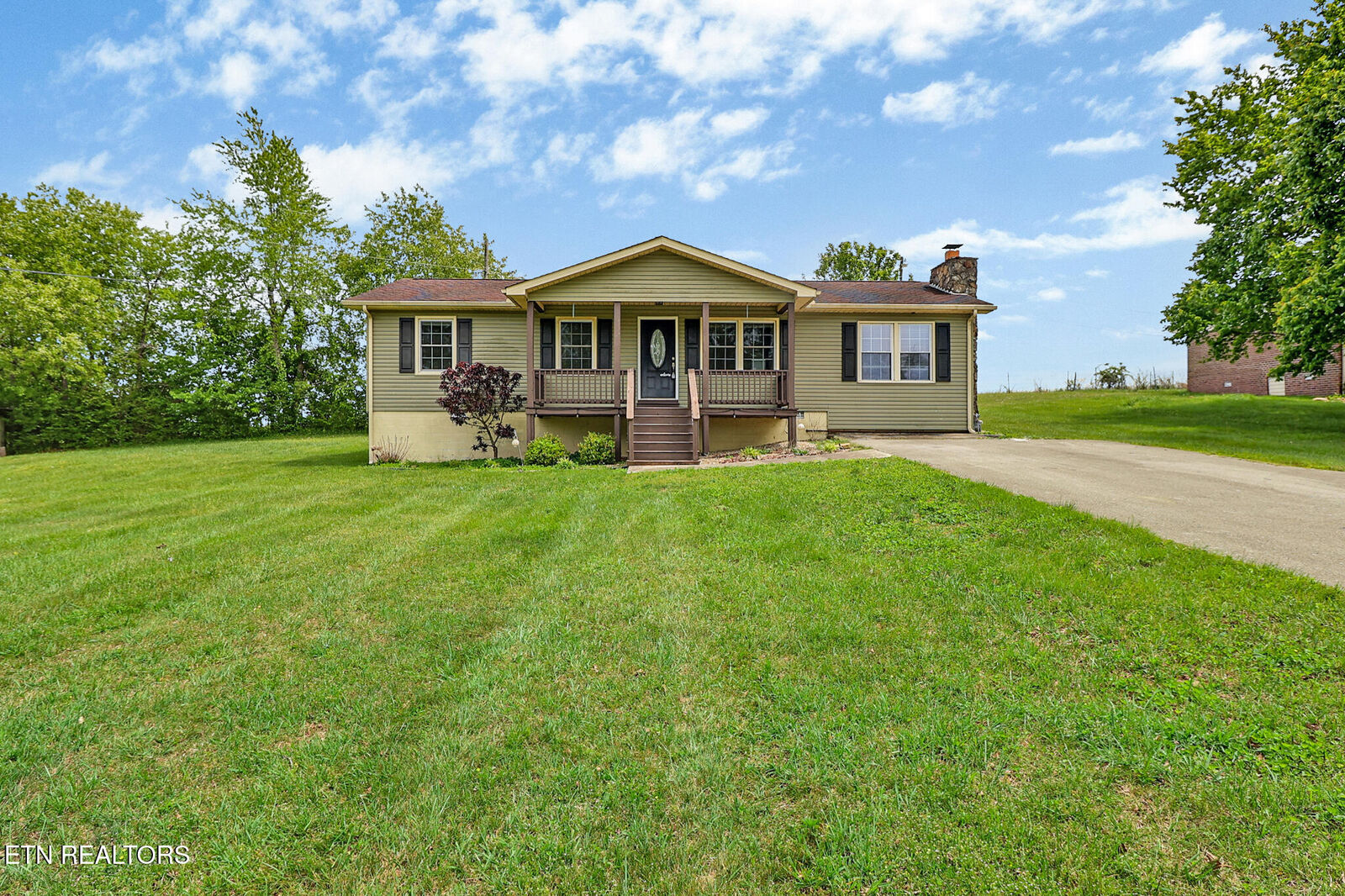 Property Photo:  5209 Plateau Rd  TN 38571 