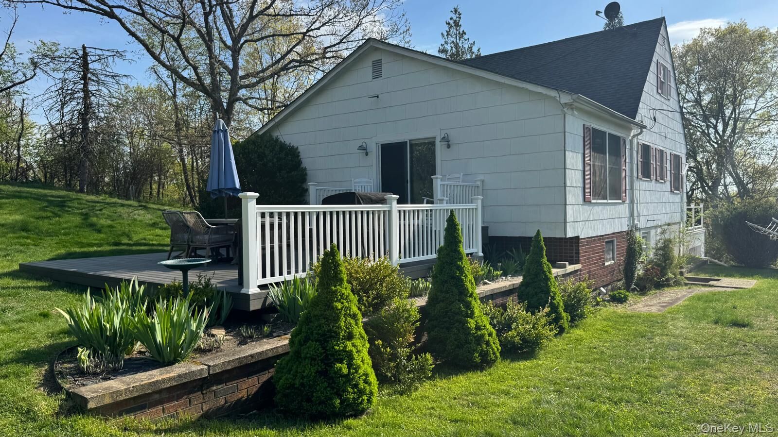Property Photo:  21 Varna Lane  NY 10541 