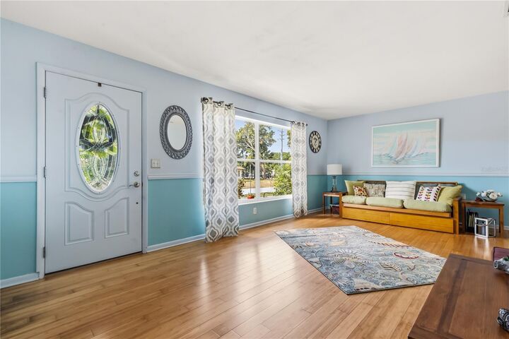 Property Photo:  1508 Erin Lane  FL 33755 