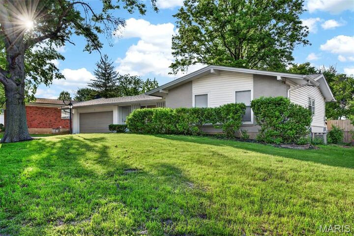Property Photo:  3255 Classic Drive  MO 63033 