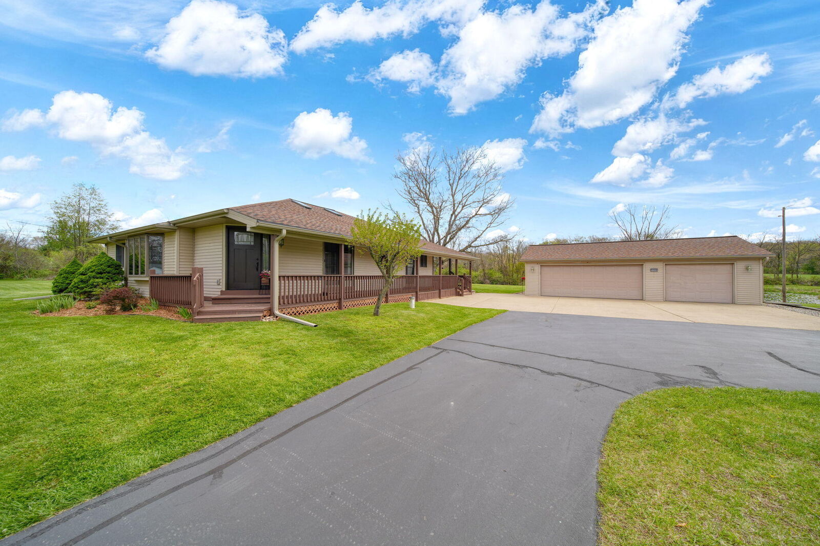 Property Photo:  5299 Rives Junction Road  MI 49201 