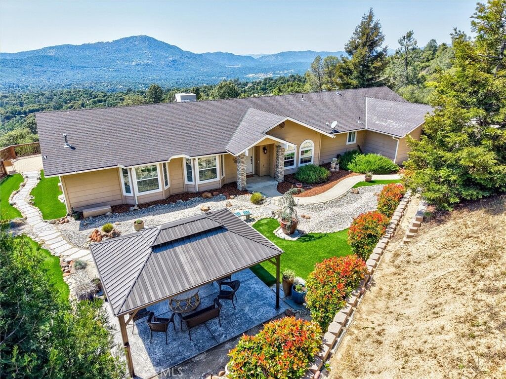 Property Photo:  39380 Suncrest Court  CA 93644 