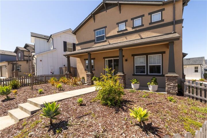 Property Photo:  955 Forest Street  CA 93405 