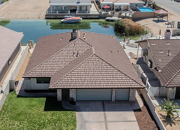 Property Photo:  26335 Catamaran Lane  CA 92342 