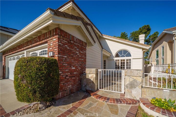 Property Photo: 3 Bayporte CA 92614