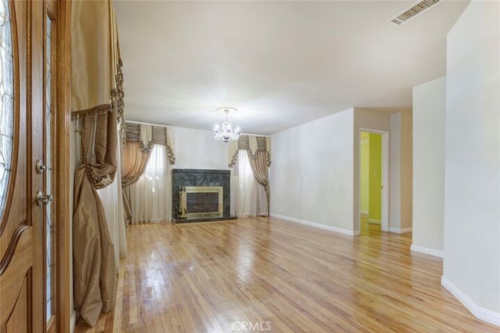 Property Photo:  6149 Case Ave  CA 91606 