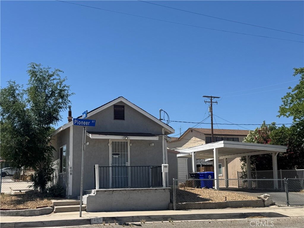 Property Photo: 408 Pioneer Street CA 92311