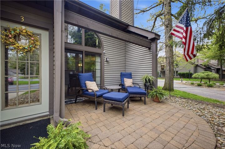 Property Photo:  1323 Red Tail Hawk Court #3  OH 44512 