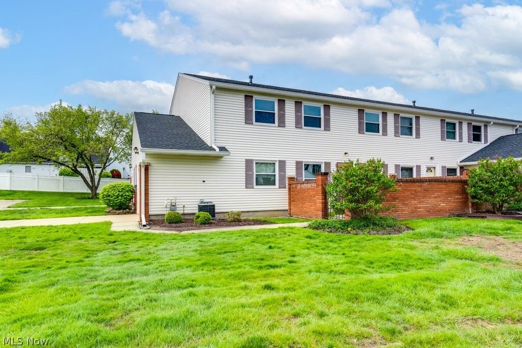 Property Photo: 58 New Castle Lane OH 44060